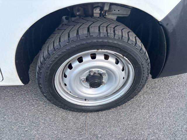 Used 2015 Nissan NV200 S w/ Cruise Control Package image 31