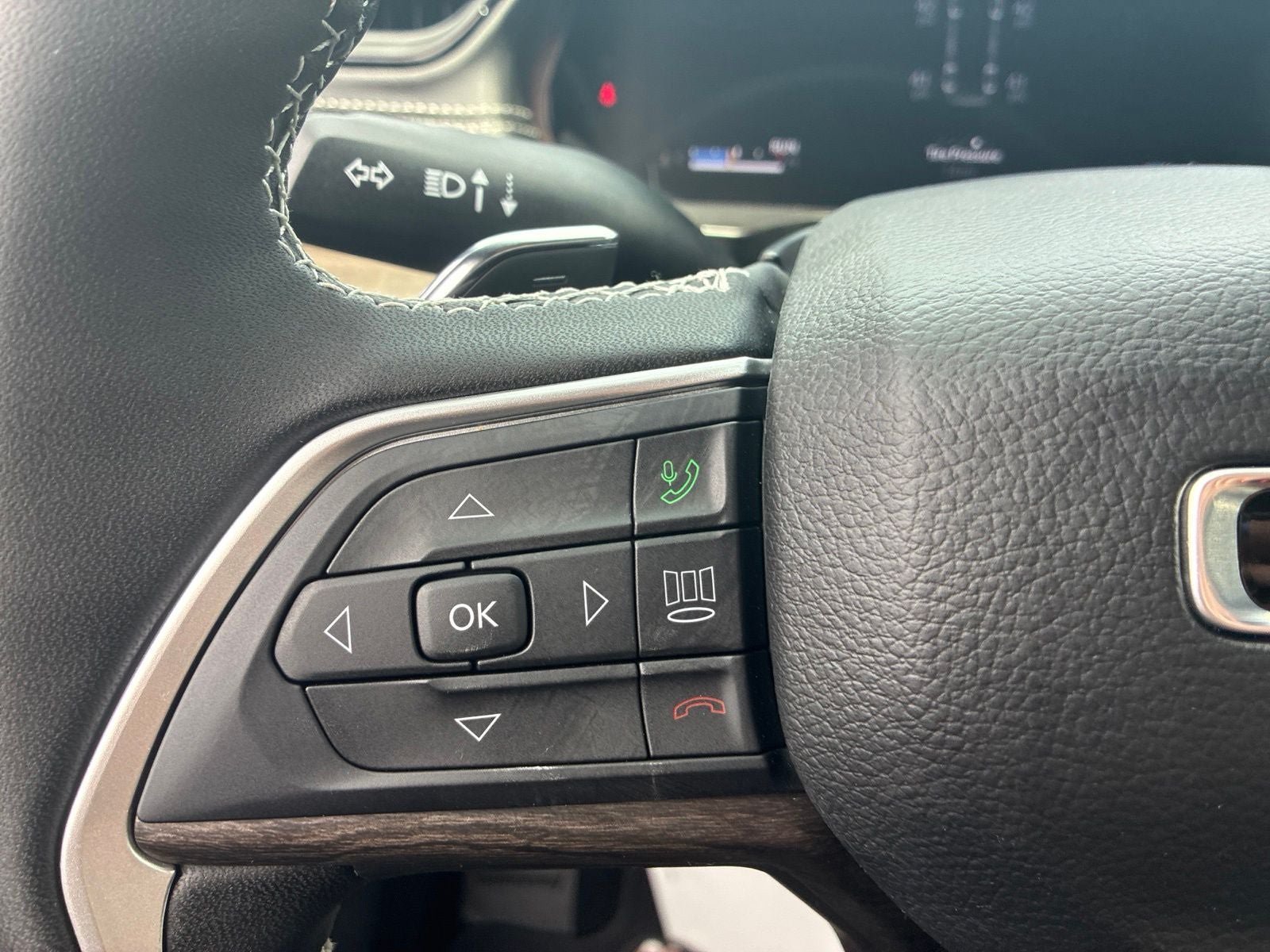 New 2026 Jeep Grand Cherokee L Limited AWD/4WD image 28