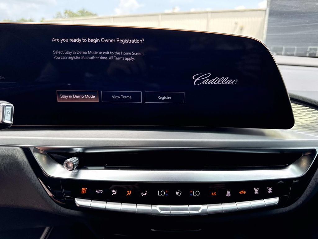 New 2026 Cadillac Lyriq Signature Luxury w/ LPO, Floor Liner Package RWD image 23
