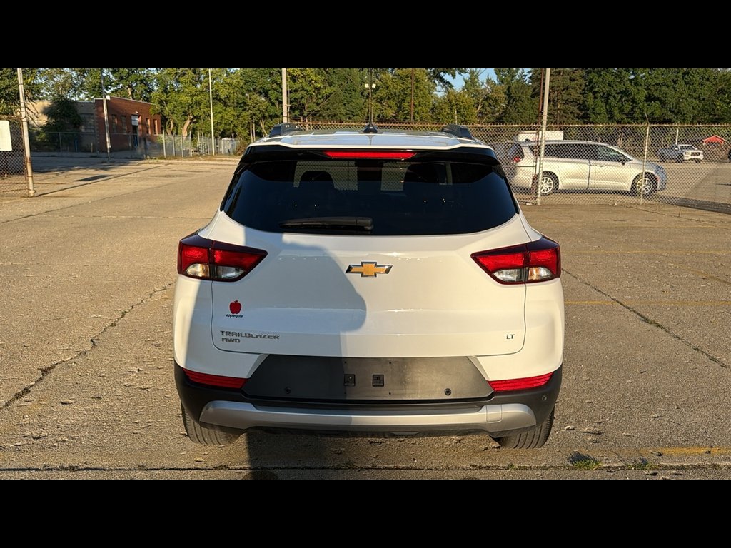 Used 2024 Chevrolet TrailBlazer LT w/ Convenience Package AWD/4WD image 28