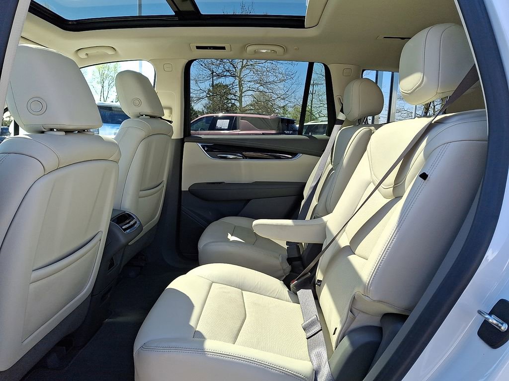 Used 2020 Cadillac XT6 Premium Luxury image 10