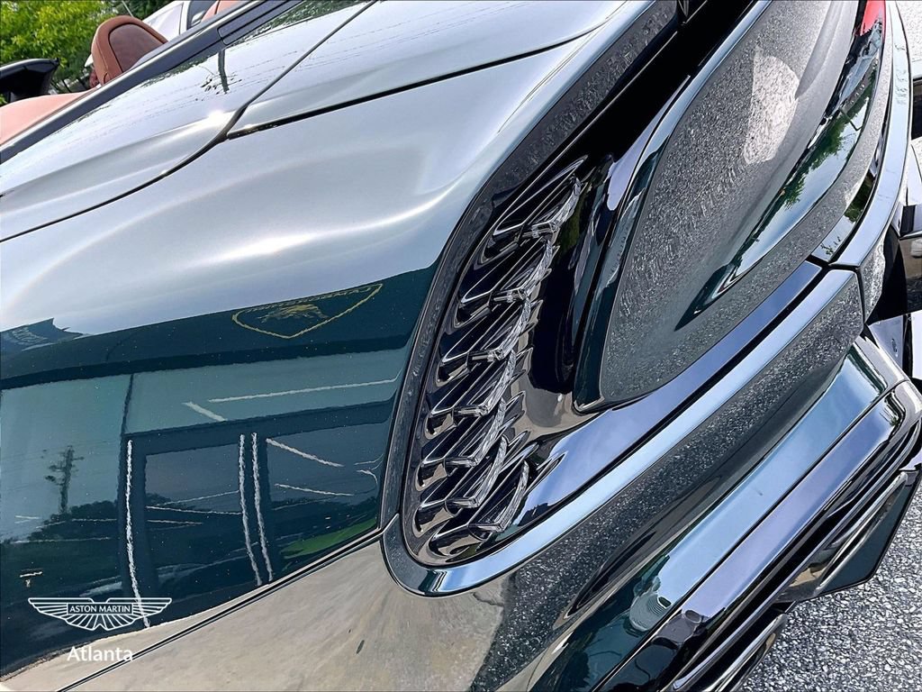 Used 2026 Aston Martin Vanquish Convertible RWD image 22