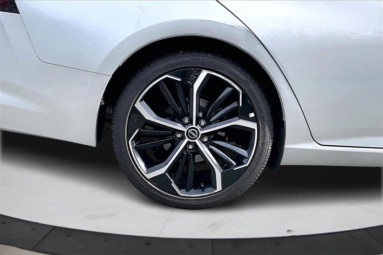 Used 2024 Nissan Altima 2.5 SR image 33