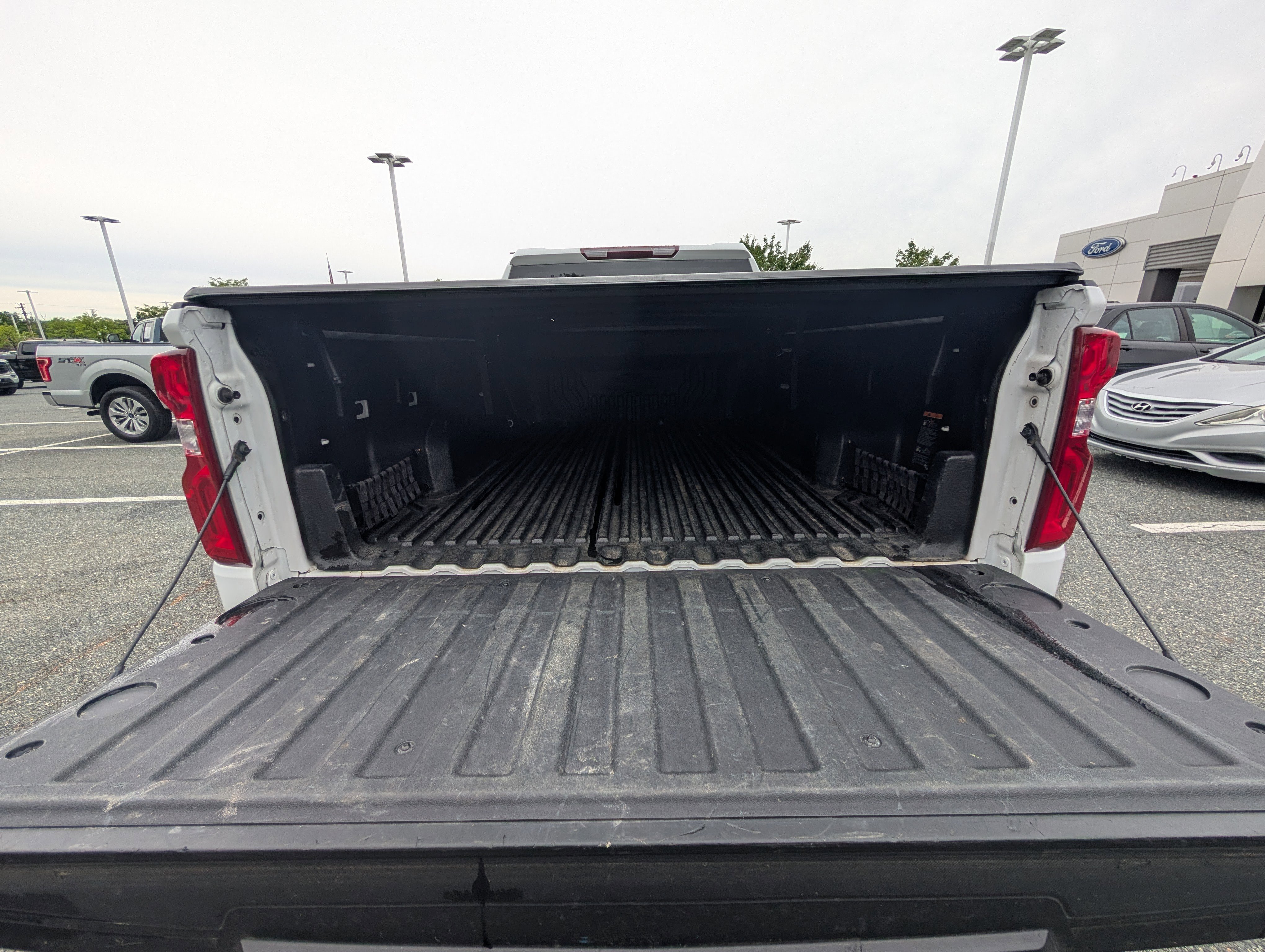 Used 2022 Chevrolet Silverado 1500 RST AWD/4WD image 12