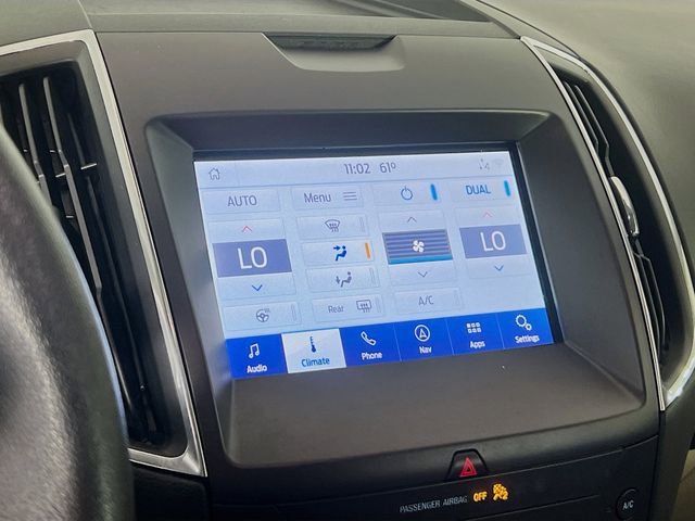 Used 2020 Ford Edge Titanium image 15