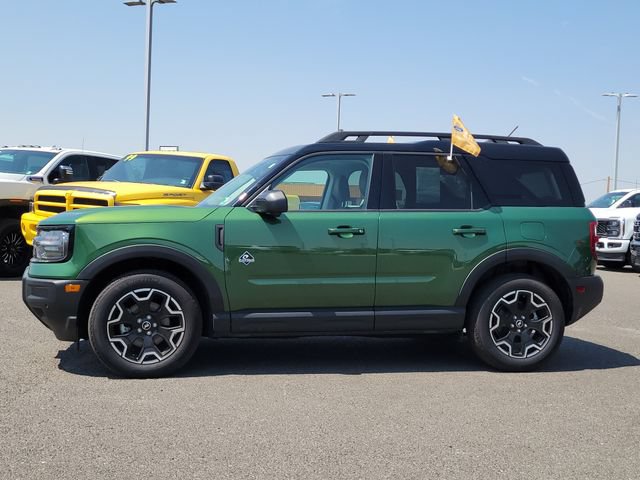 Certified 2025 Ford Bronco Sport Outer Banks w/ Outer Banks Tech Package+ AWD/4WD image 2