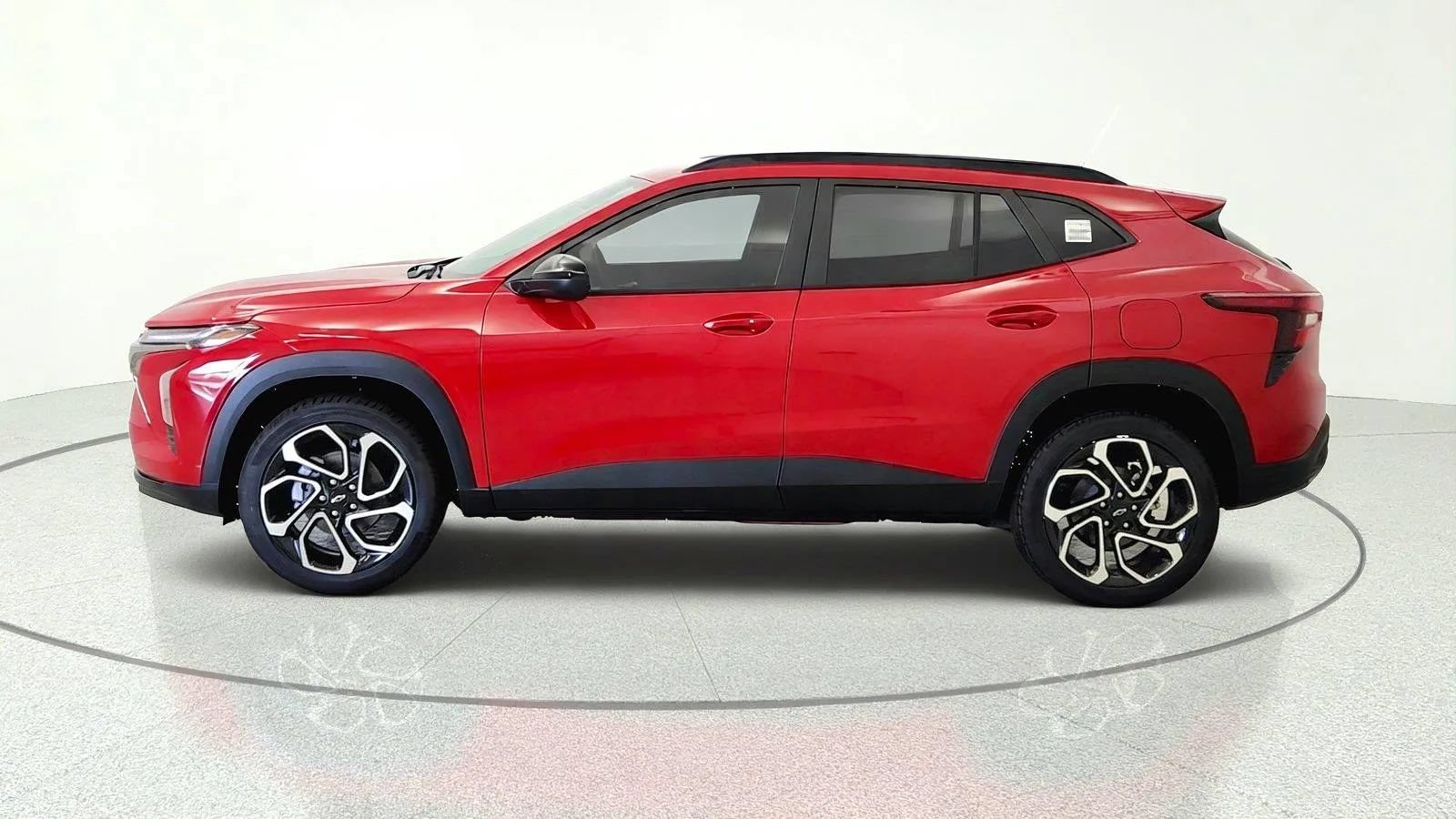 New 2026 Chevrolet Trax RS w/ Driver Confidence Package FWD image 5