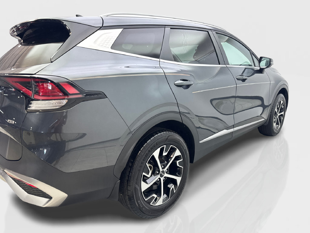 Used 2024 Kia Sportage EX AWD/4WD image 15