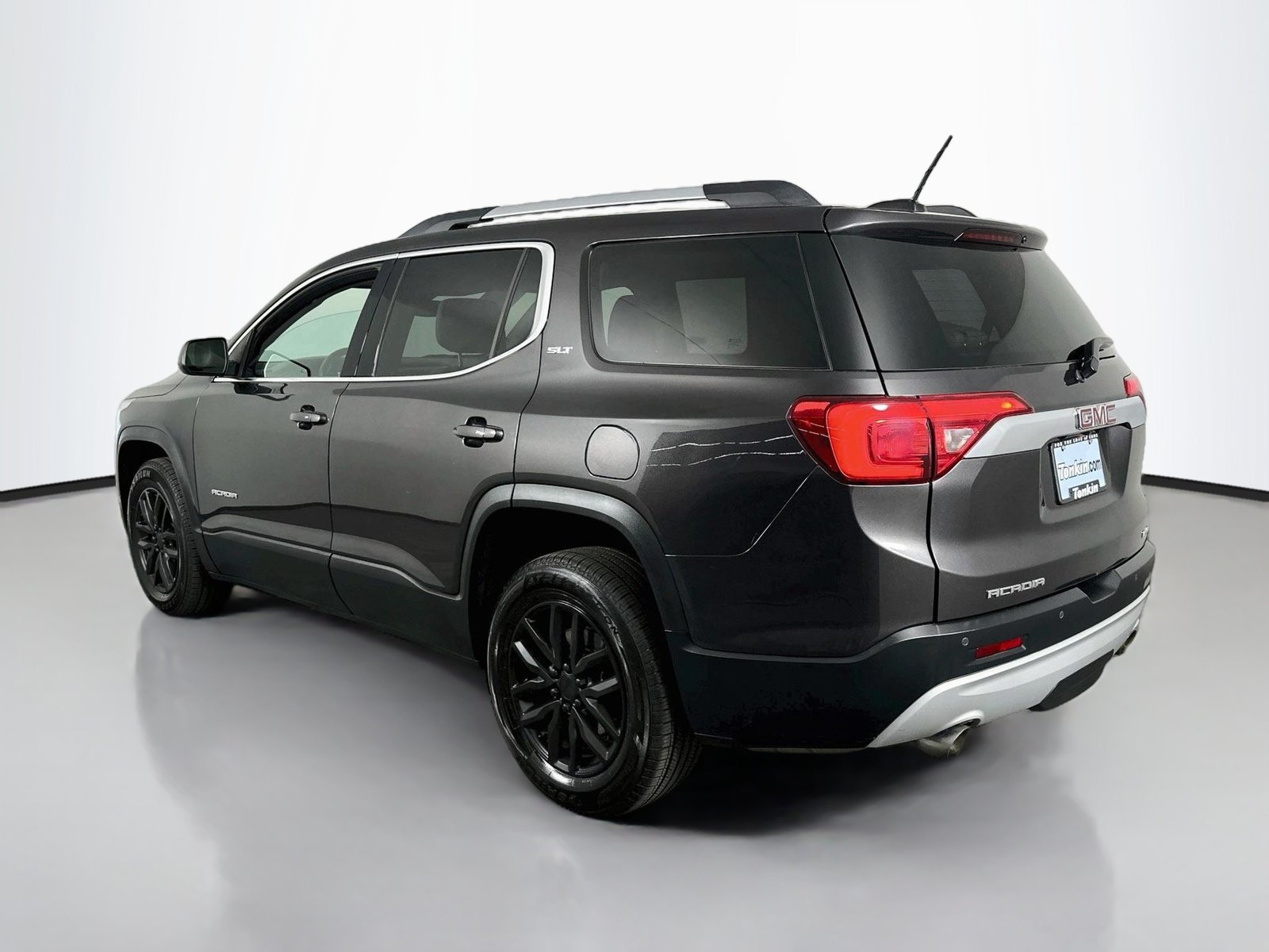 Used 2017 GMC Acadia SLT AWD/4WD image 6