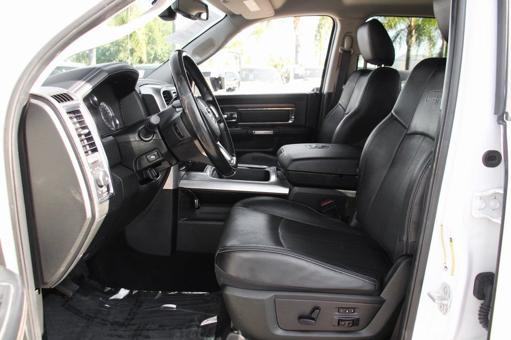 Used 2018 RAM 3500 Laramie AWD/4WD image 18