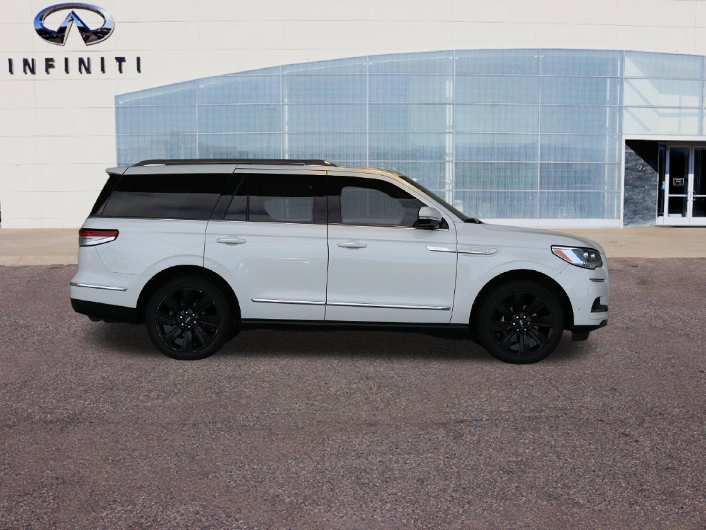 Used 2022 Lincoln Navigator Reserve AWD/4WD image 55