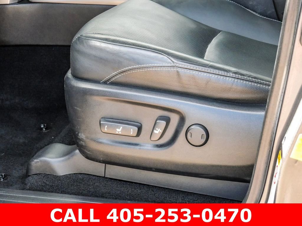 Used 2015 Toyota 4Runner Limited AWD/4WD image 30