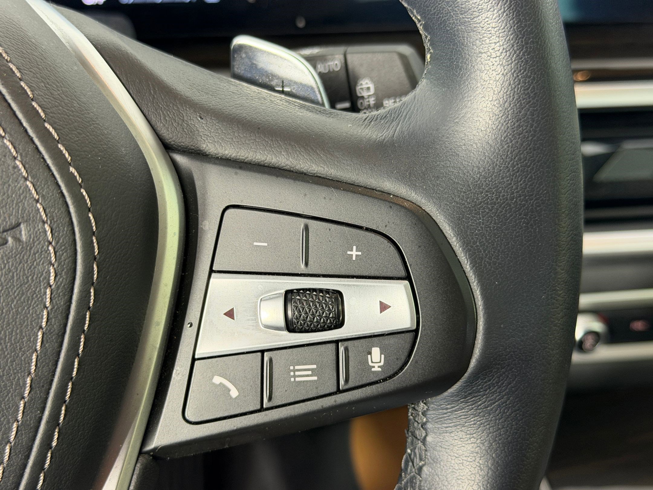 Certified 2024 BMW X5 xDrive50e w/ Parking Assistance Package image 28