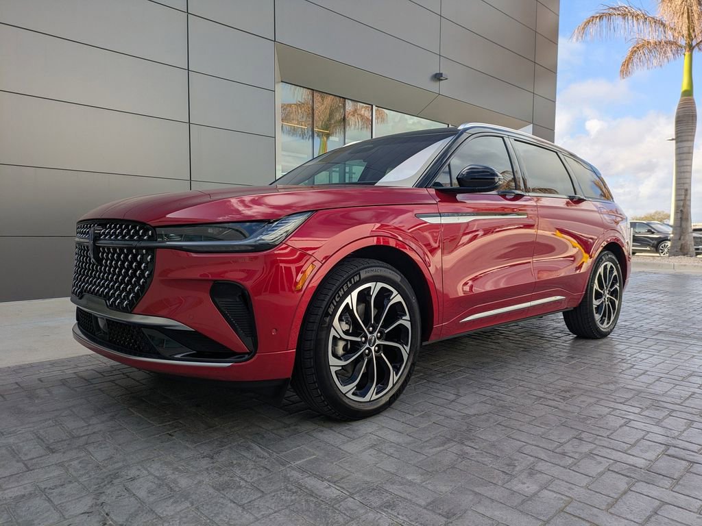 Used 2024 Lincoln Nautilus Reserve w/ Equipment Group 202A image 9