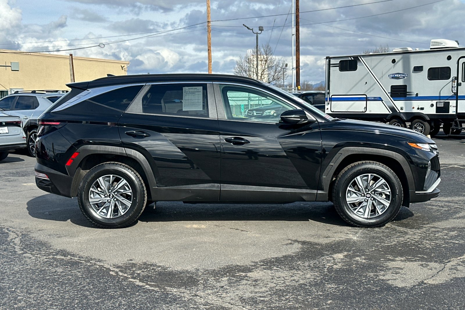 Used 2022 Hyundai Tucson Blue image 3