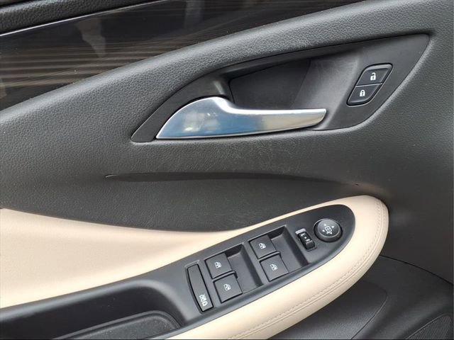 Used 2020 Buick Envision Preferred w/ LPO, Cargo Package image 16