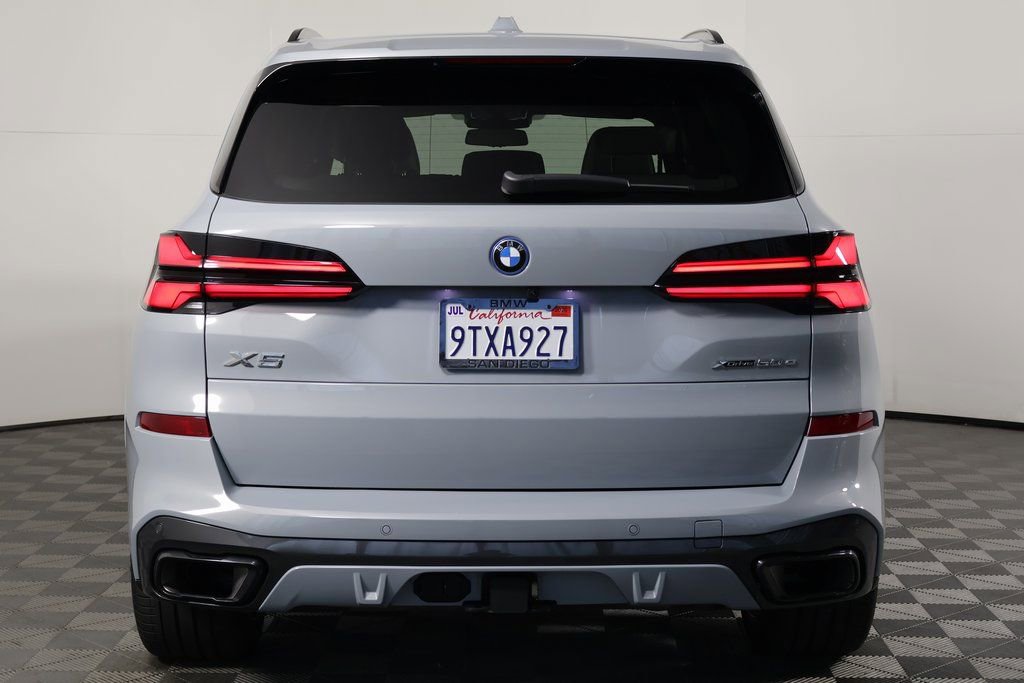 Used 2025 BMW X5 xDrive50e w/ M Sport Package image 5