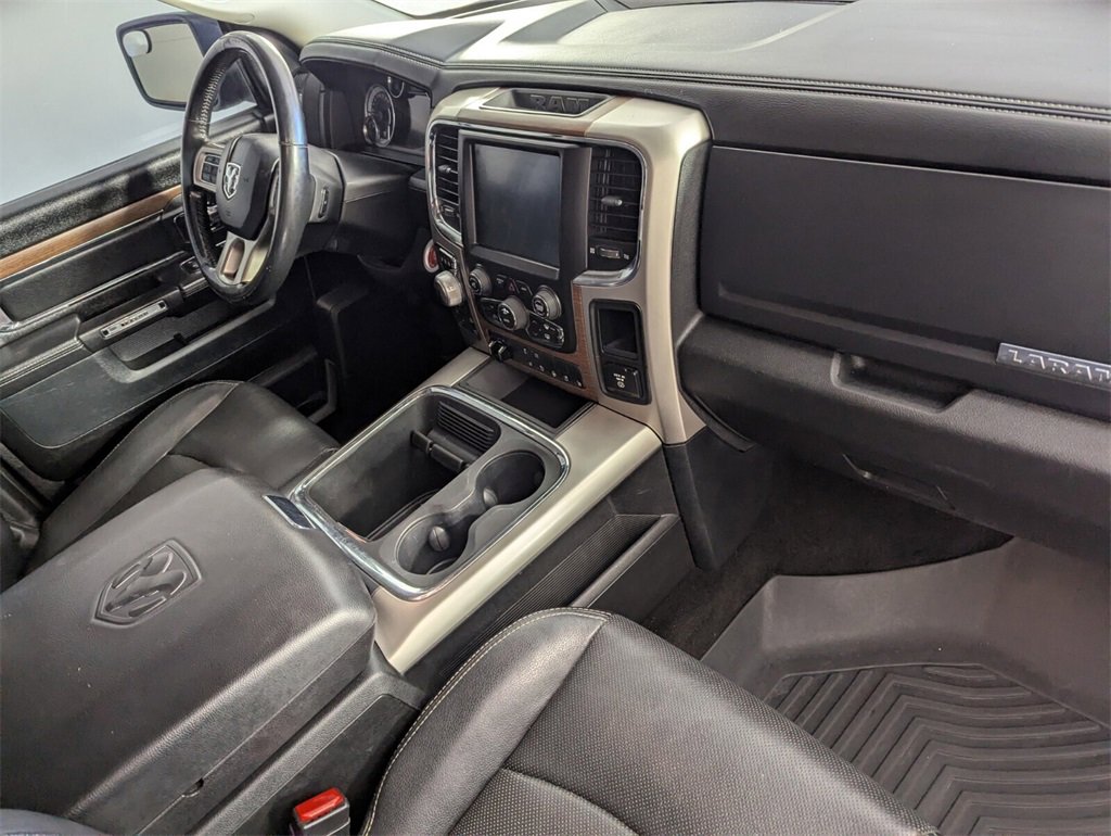 Used 2016 RAM 1500 Laramie w/ Convenience Group image 32
