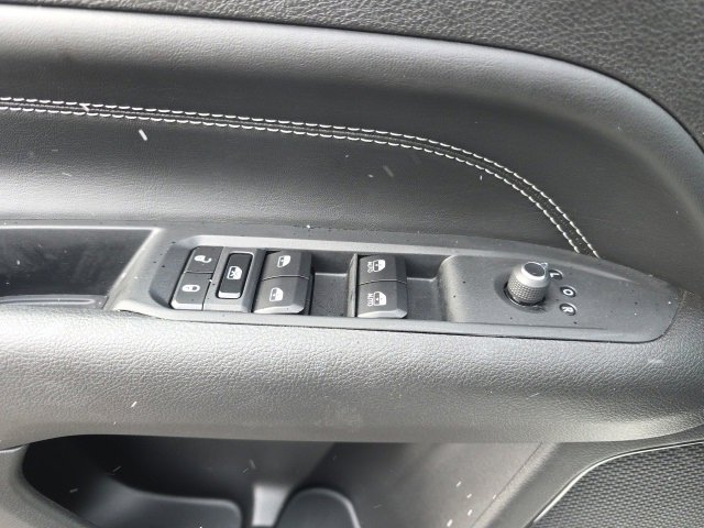 Used 2024 Jeep Compass Limited w/ Driver Assist Group I image 12