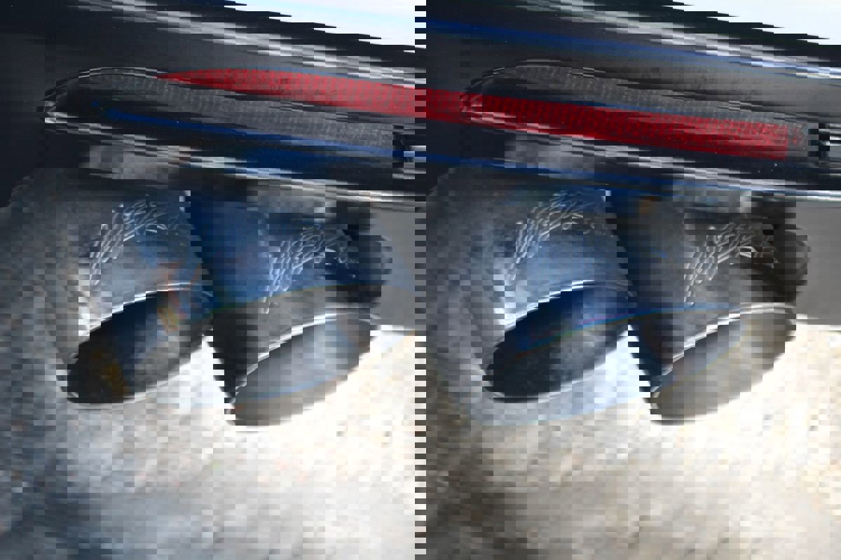 Used 2019 Chevrolet Camaro SS RWD image 42