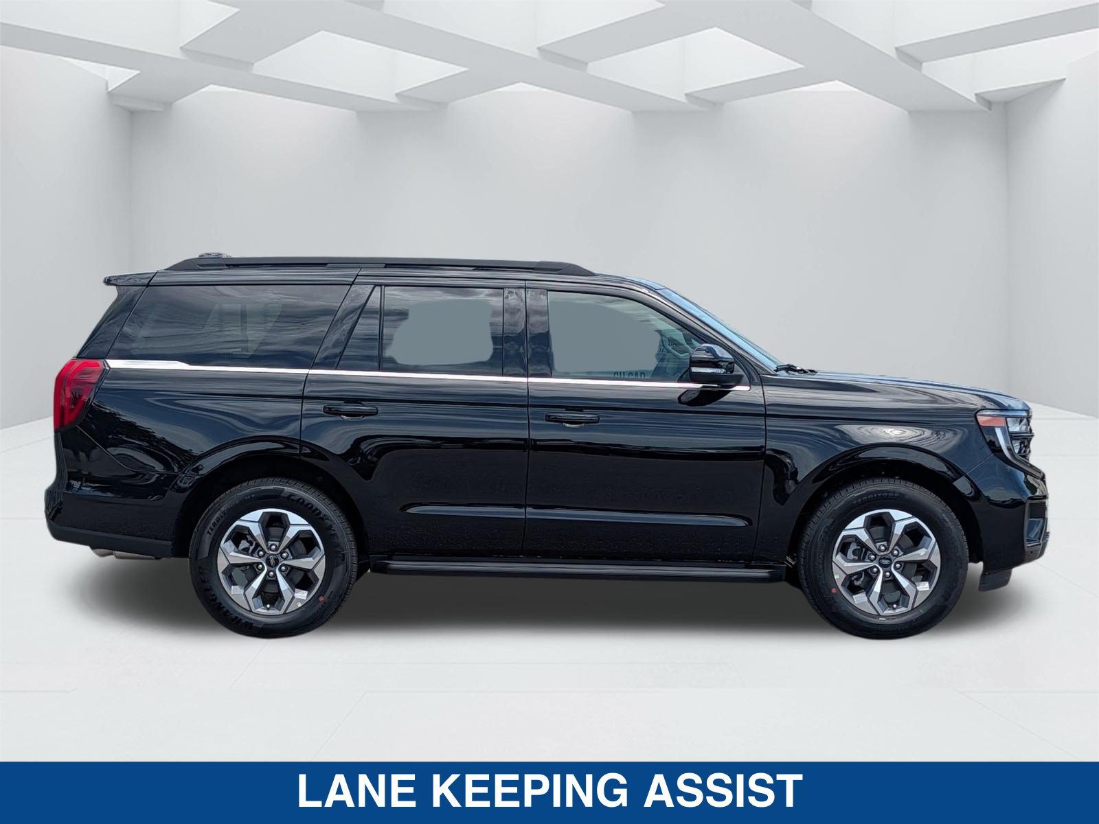 New 2027 Ford Expedition Active RWD image 5