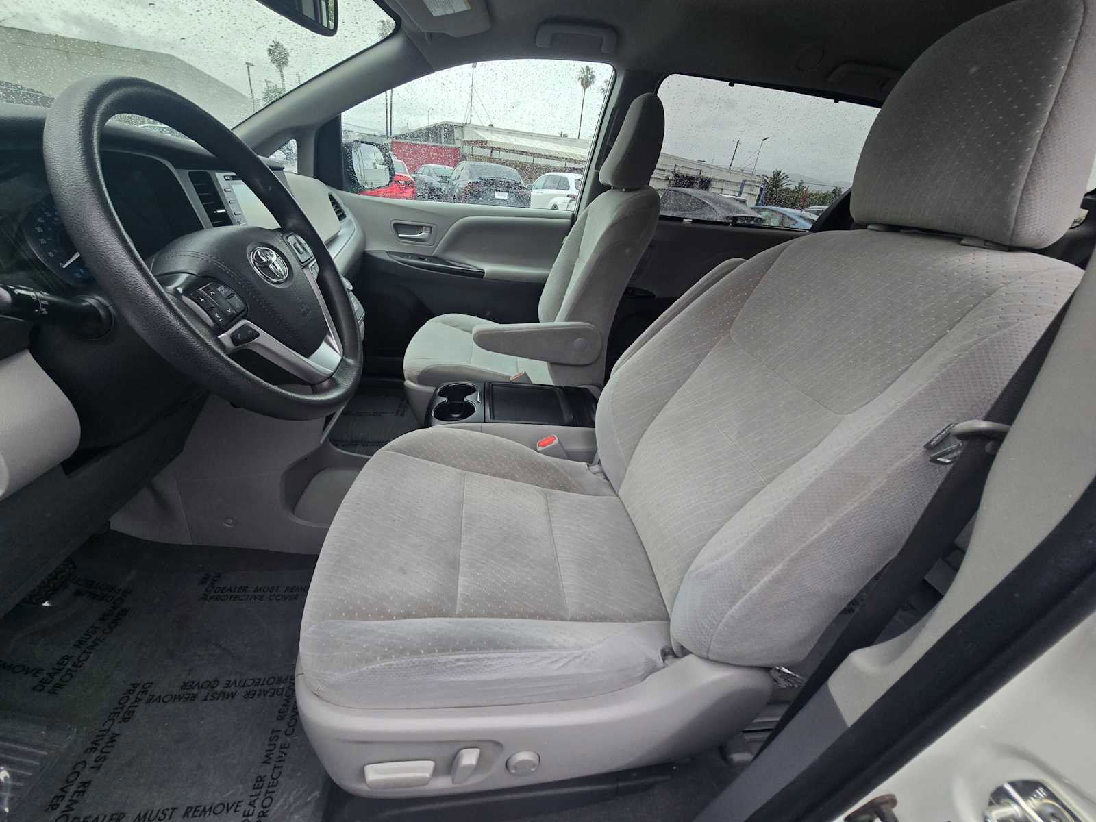 Used 2020 Toyota Sienna LE FWD image 21