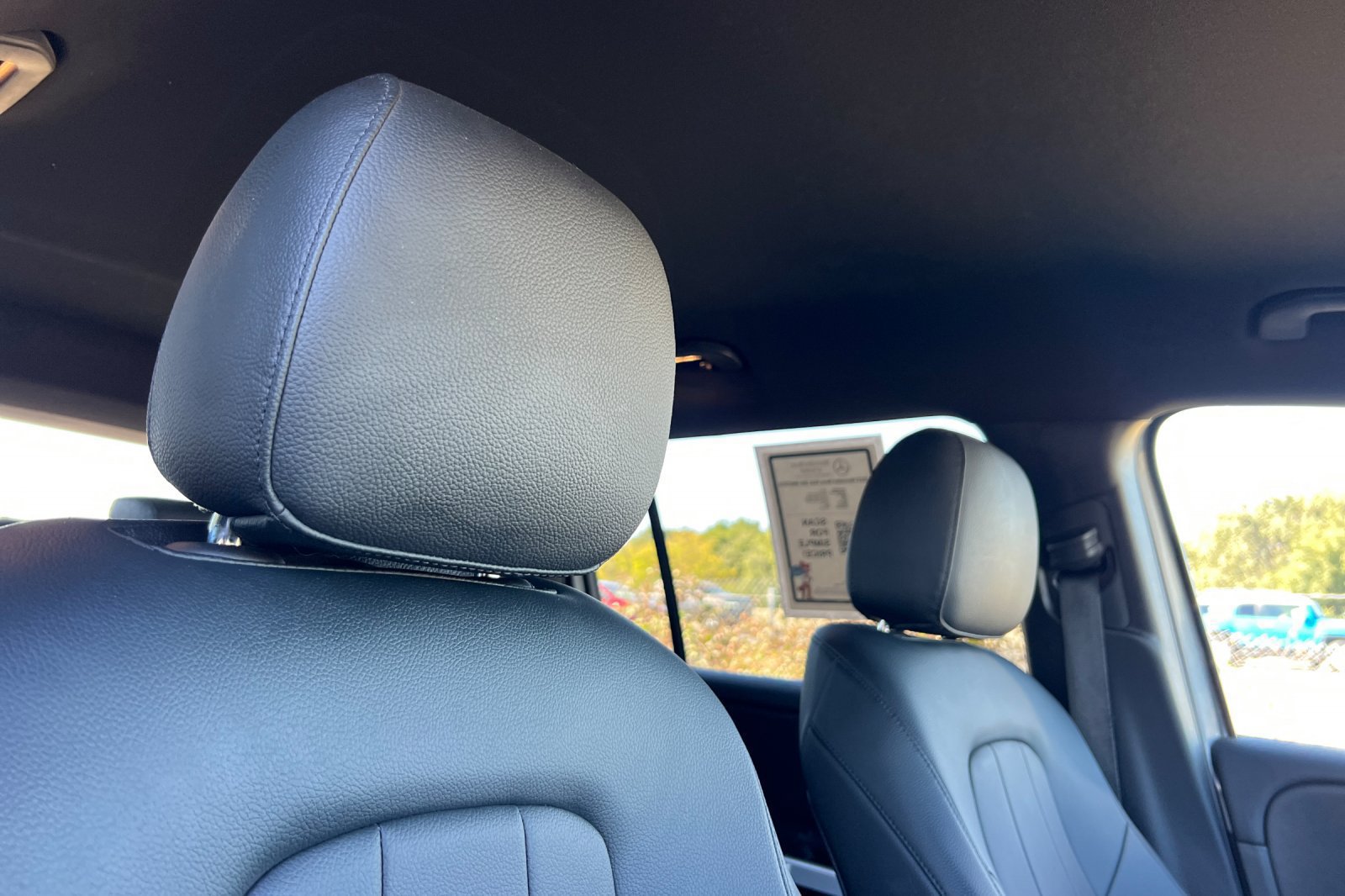 Certified 2023 Mercedes-Benz GLB 250 4MATIC image 19