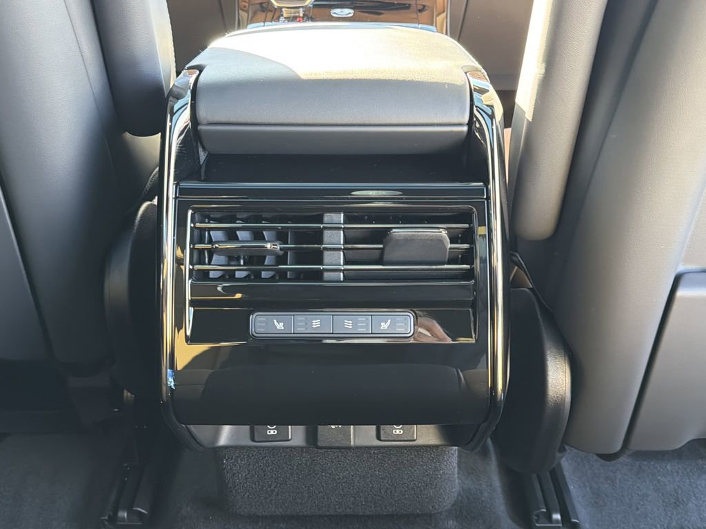 New 2026 Land Rover Range Rover Sport Dynamic SE image 21