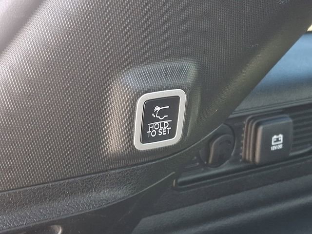 Used 2022 Jeep Grand Cherokee Limited 4xe w/ Luxury Tech Group II image 31