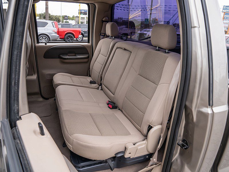 Used 2004 Ford F250 XL image 16