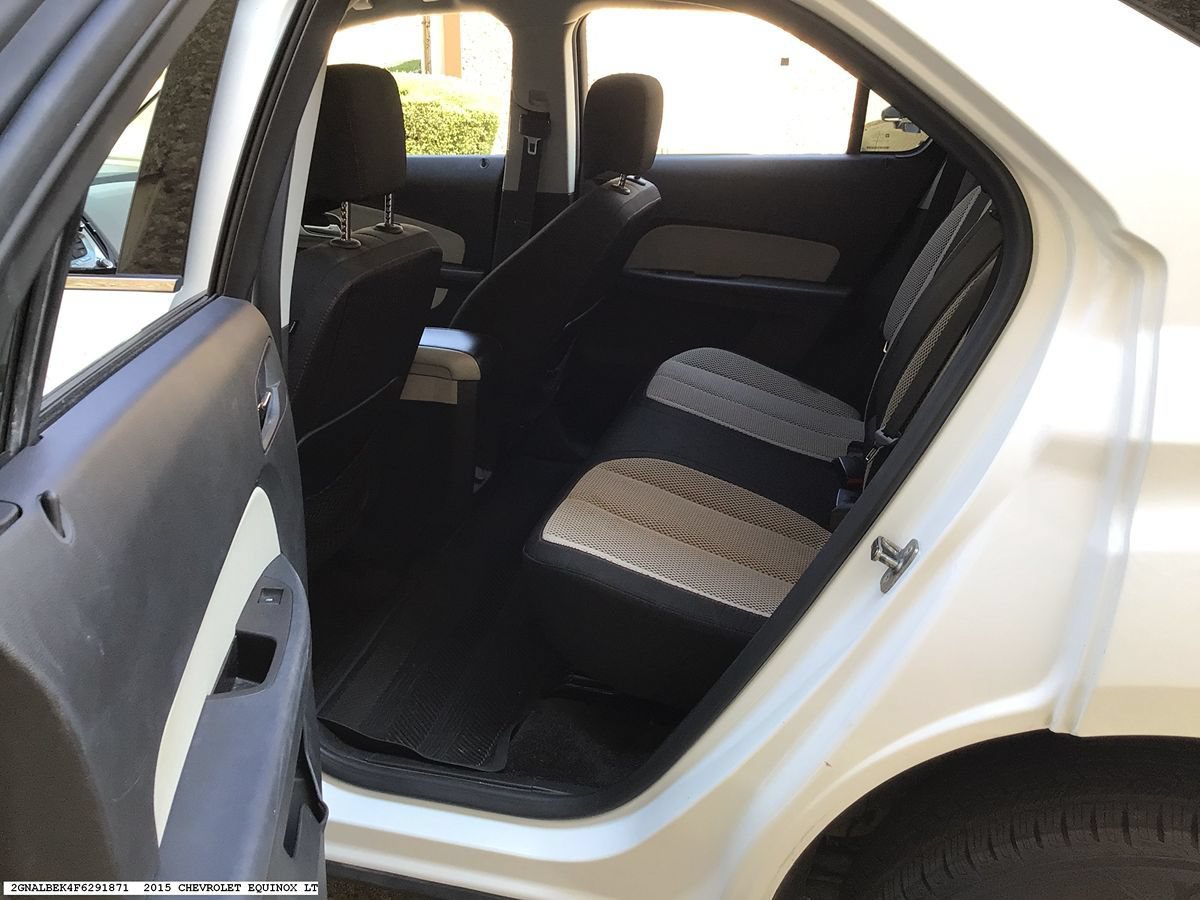 Used 2015 Chevrolet Equinox LT w/ Driver Convenience Package FWD image 9