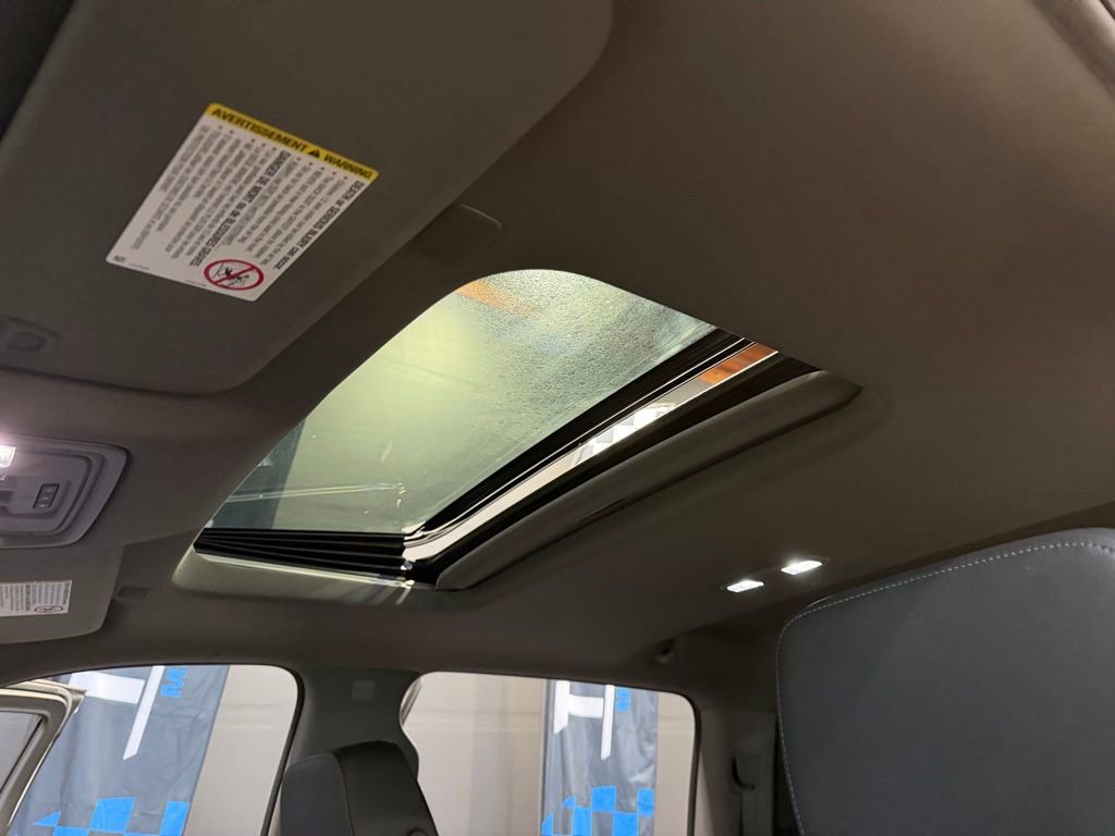 Used 2021 Chevrolet Silverado 2500 LTZ w/ LTZ Premium Package image 22