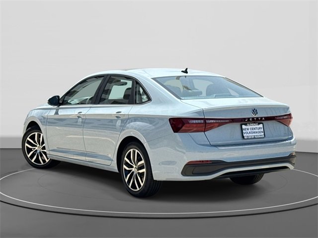 New 2025 Volkswagen Jetta SE image 5