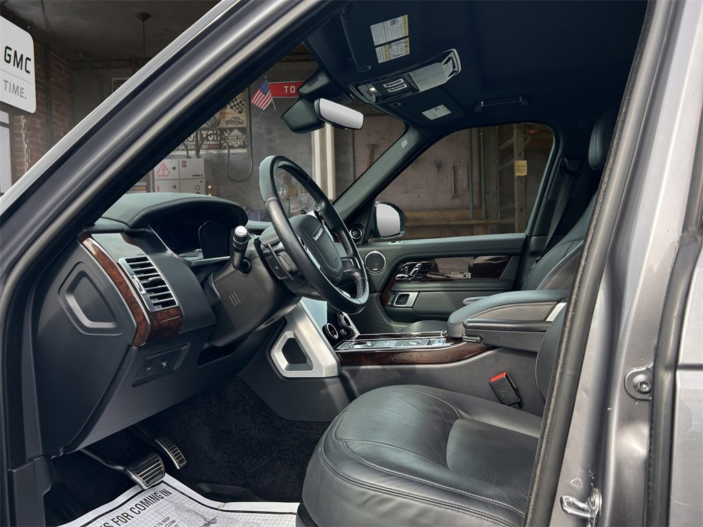 Used 2021 Land Rover Range Rover P525 Westminster Edition LWB image 13