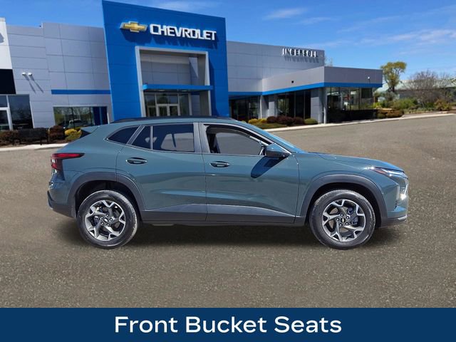 Used 2025 Chevrolet Trax LT w/ Driver Confidence Package image 27