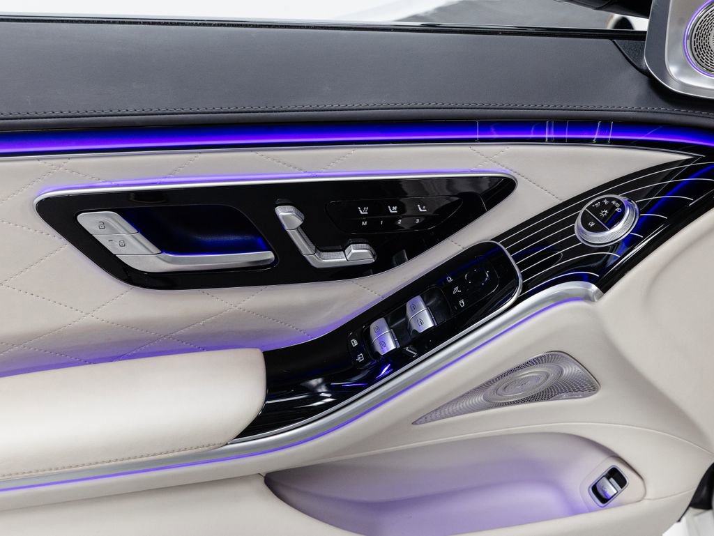 Used 2023 Mercedes-Benz S 580 4MATIC Sedan image 6