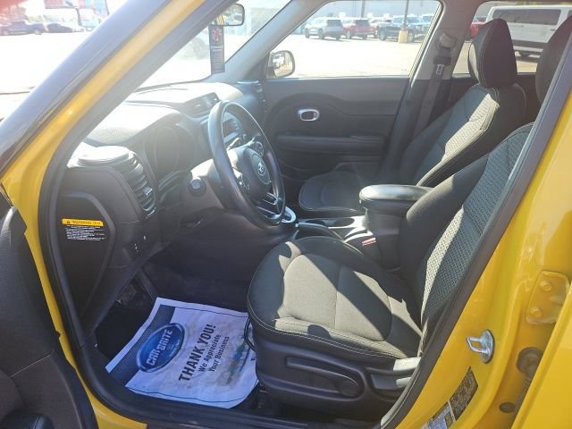 Used 2015 Kia Soul + FWD image 16