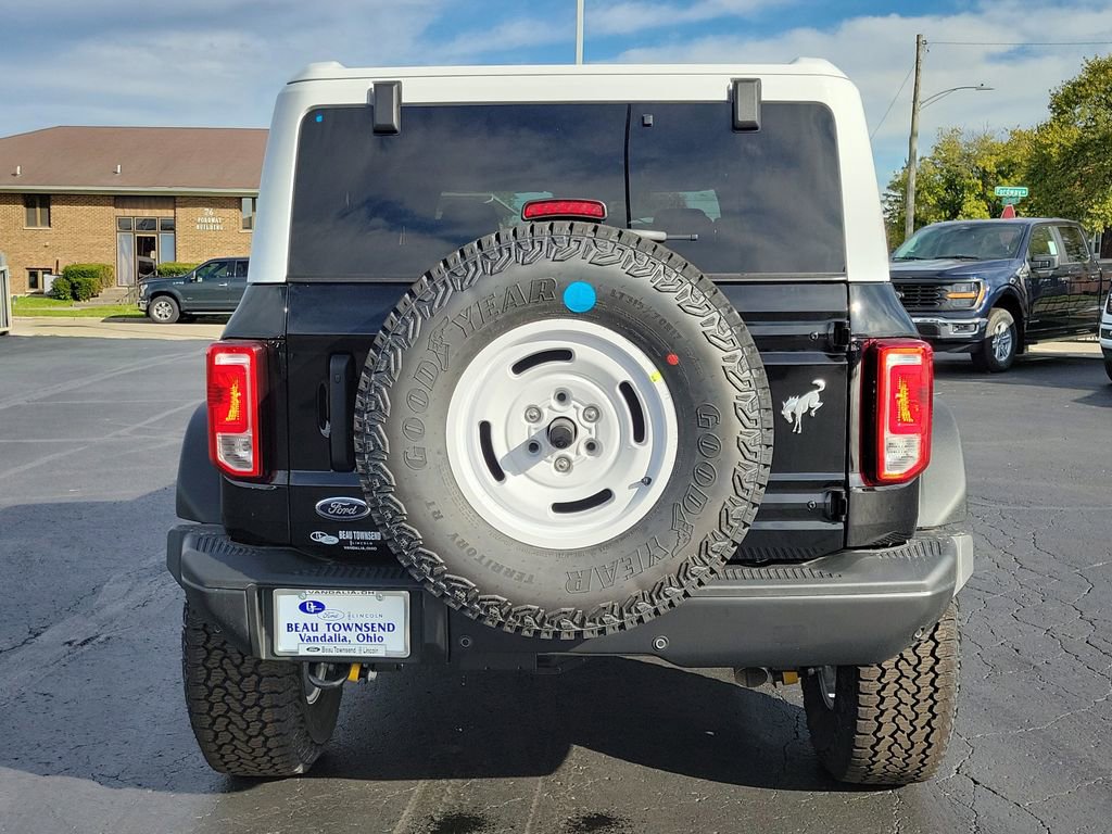 New 2025 Ford Bronco Heritage Edition image 5