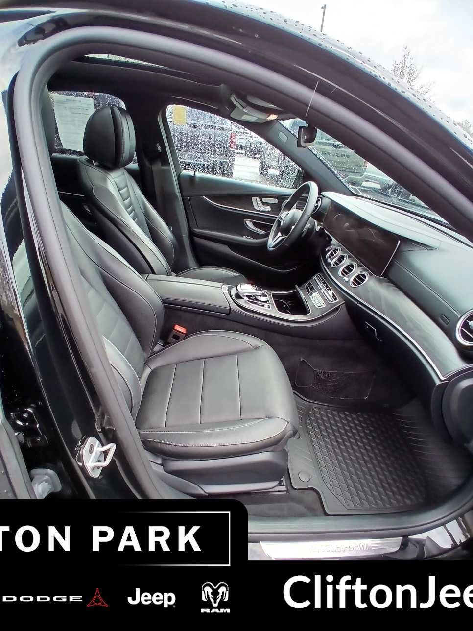 Used 2020 Mercedes-Benz E 350 4MATIC Sedan image 17