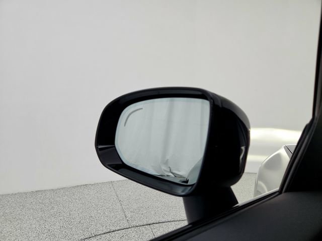 New 2026 Volvo XC60 B5 Plus w/ Climate Package image 17