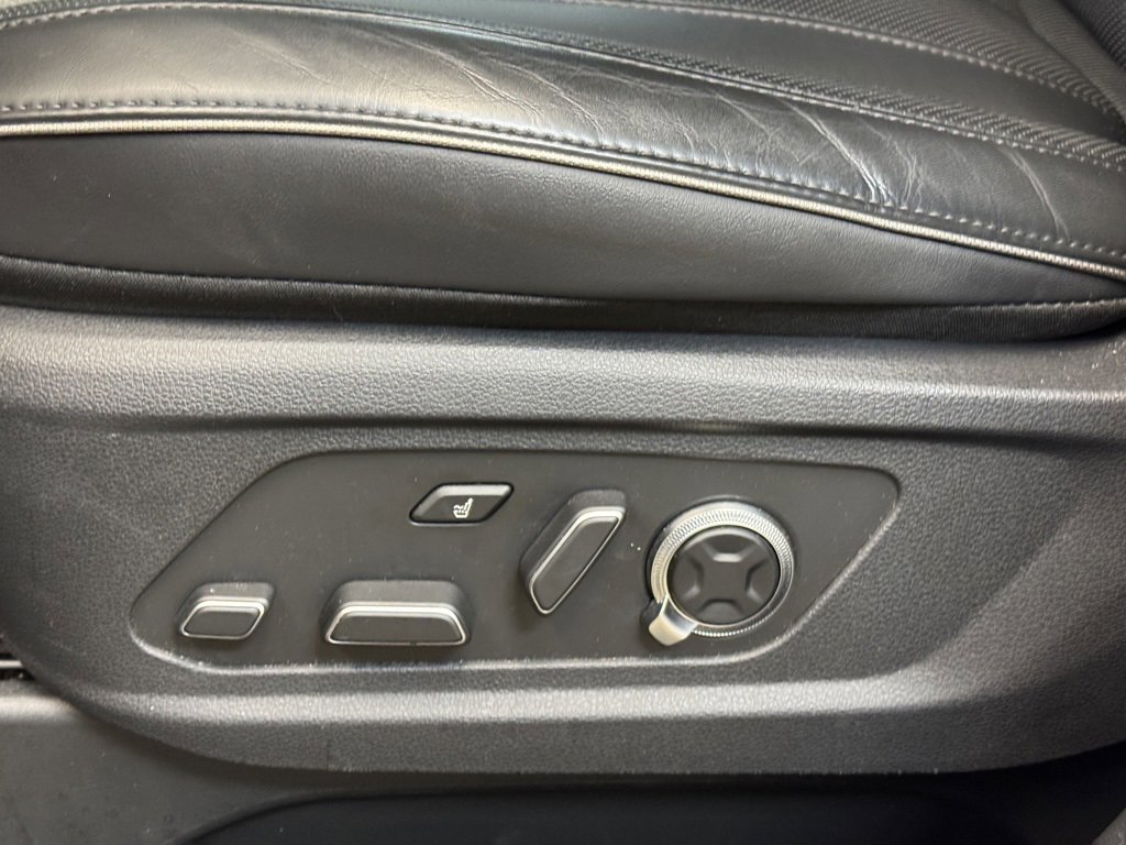 Used 2023 Hyundai Palisade Calligraphy image 11