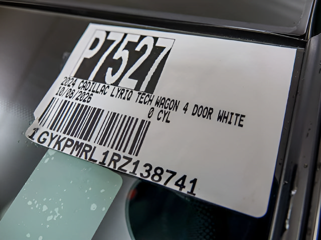 Used 2024 Cadillac Lyriq Tech AWD/4WD image 32