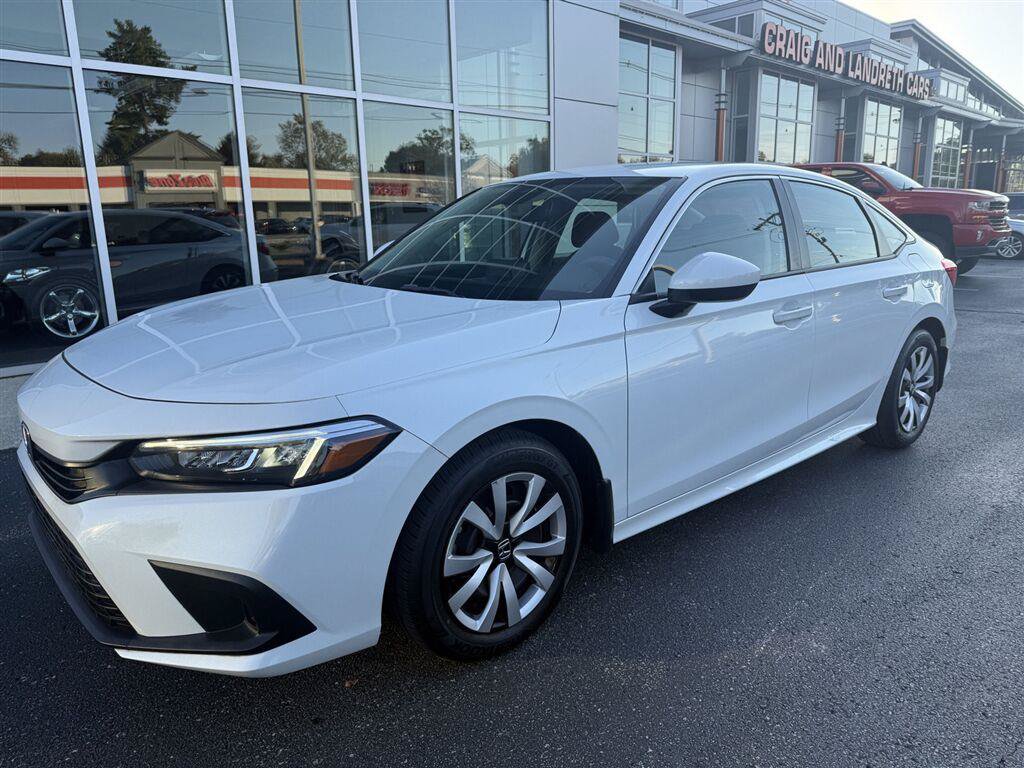 Used 2022 Honda Civic LX image 2