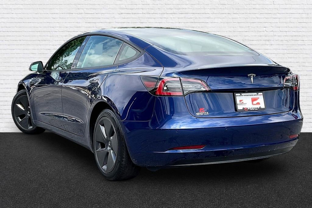 Used 2022 Tesla Model 3 Standard Range RWD image 4