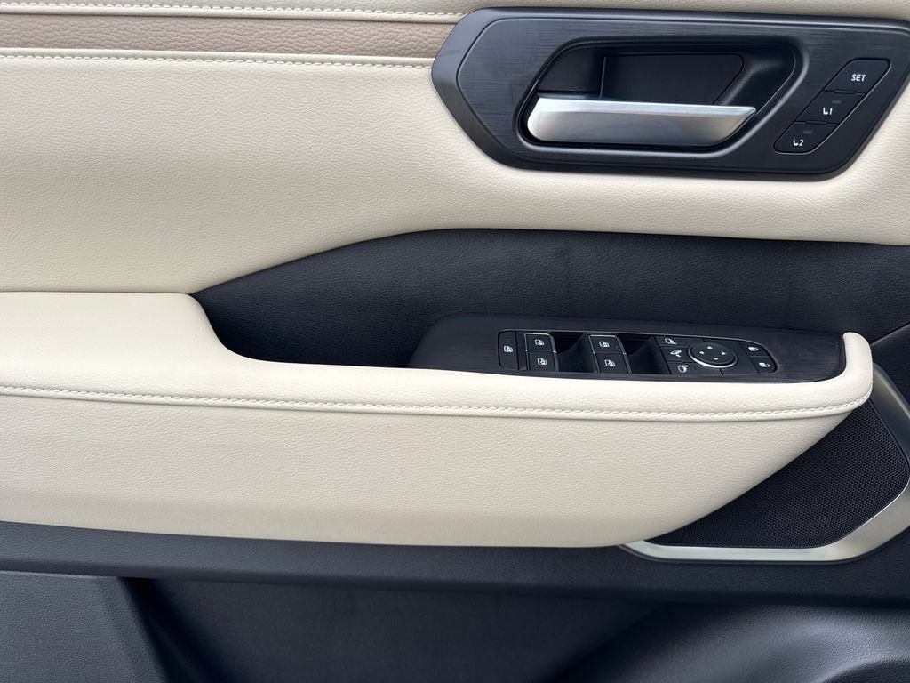 New 2026 Nissan Armada Platinum RWD image 21