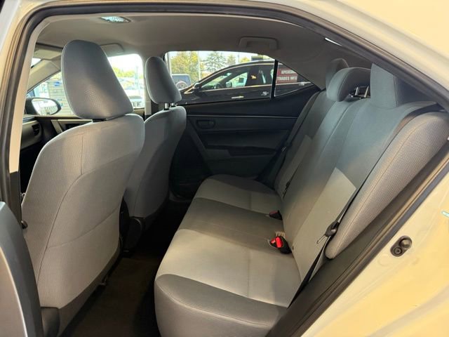 Used 2015 Toyota Corolla L image 16