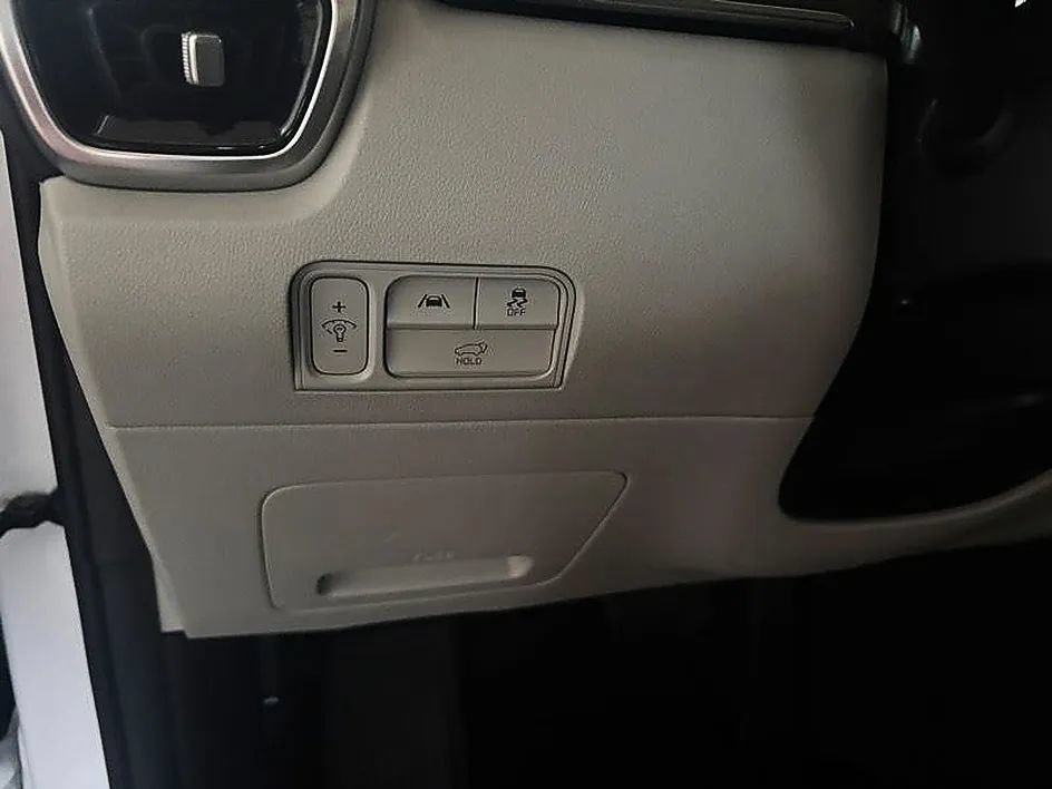 Used 2023 Kia Sorento SX FWD image 24
