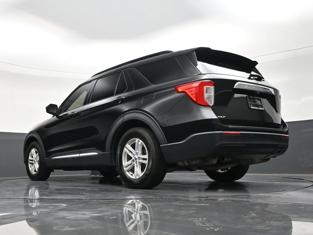 Used 2021 Ford Explorer XLT image 22