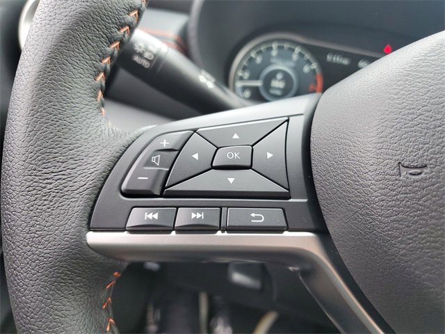 New 2025 Nissan Versa SR w/ Trunk Package image 19