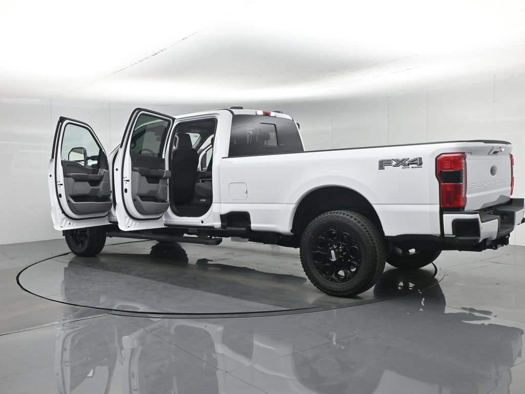 New 2026 Ford F350 XLT w/ XLT Premium Package AWD/4WD image 35